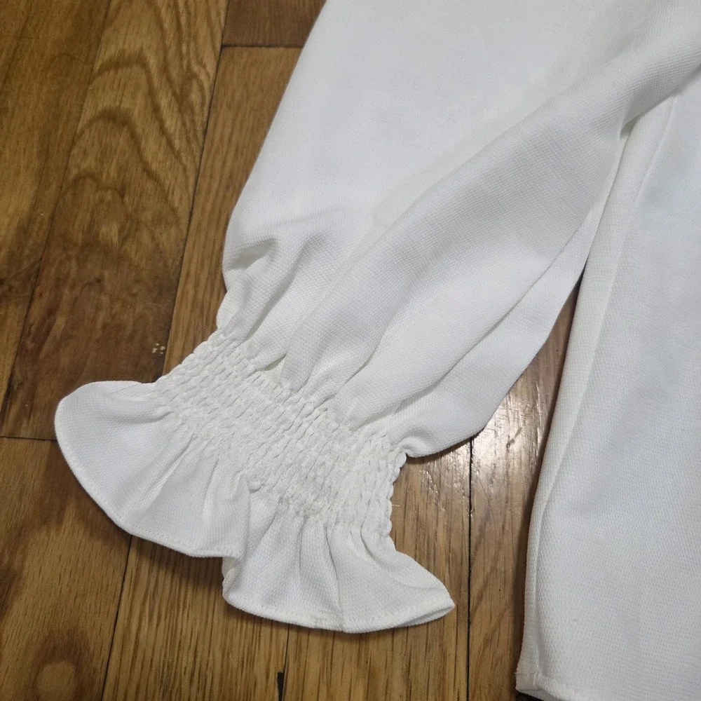 Tuckernuck Womens Preppy Minimalist Off The Shoulder Summer Casual Top White S - Picture 3 of 11